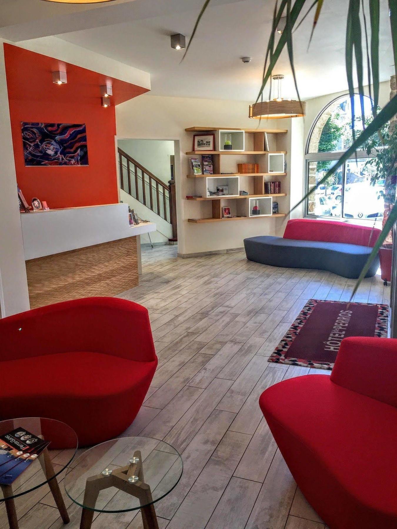 Hotel De Perros, The Originals Boutique المظهر الخارجي الصورة