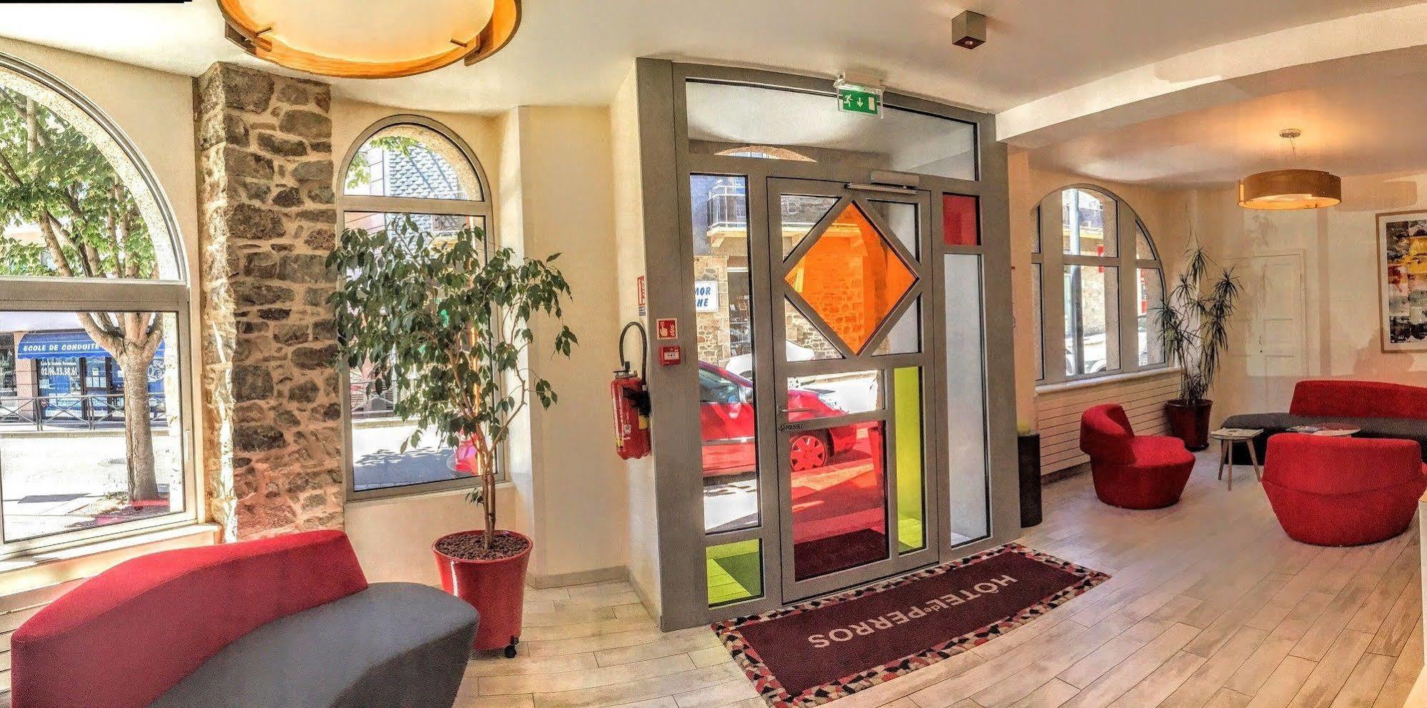 Hotel De Perros, The Originals Boutique المظهر الخارجي الصورة
