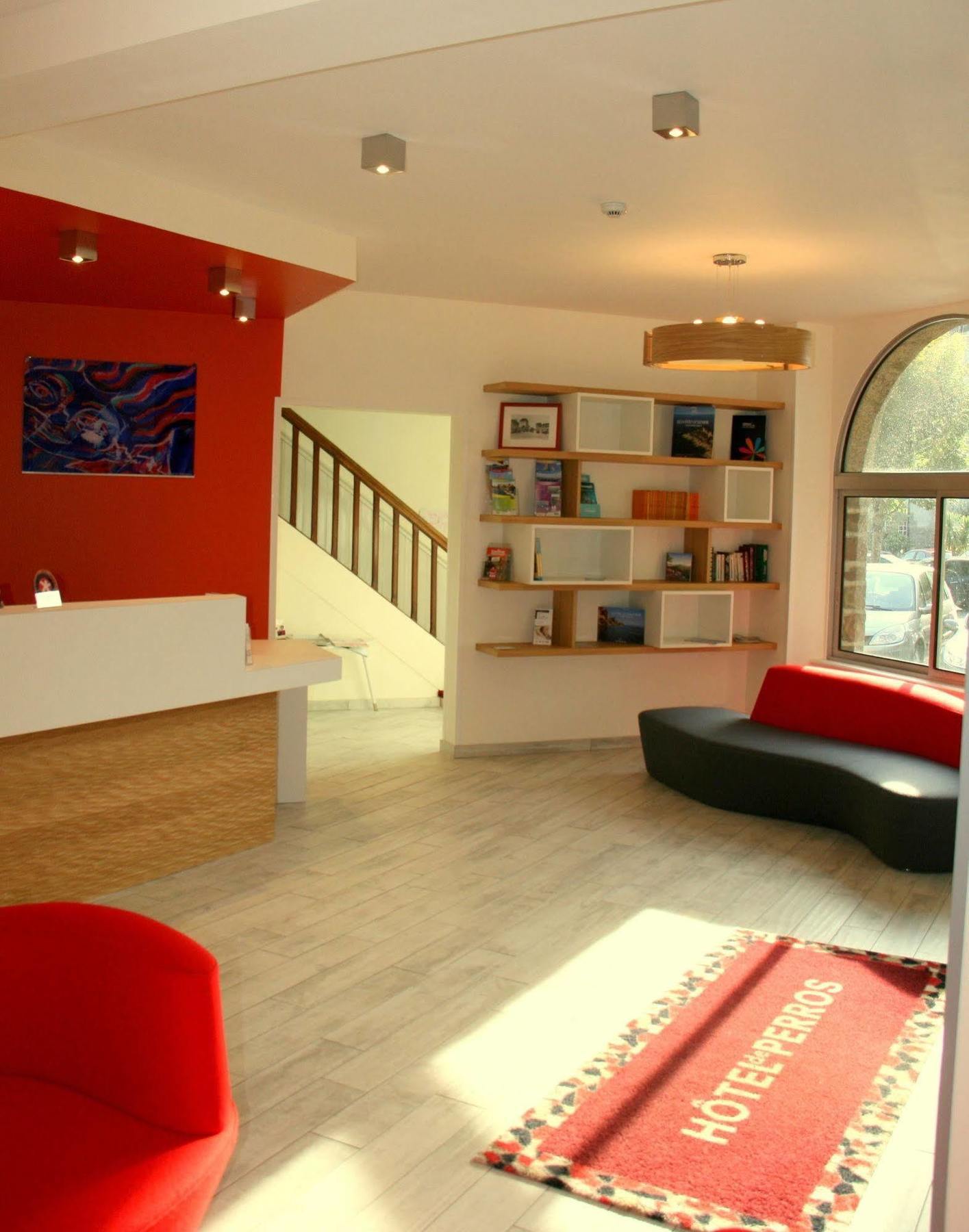 Hotel De Perros, The Originals Boutique المظهر الخارجي الصورة