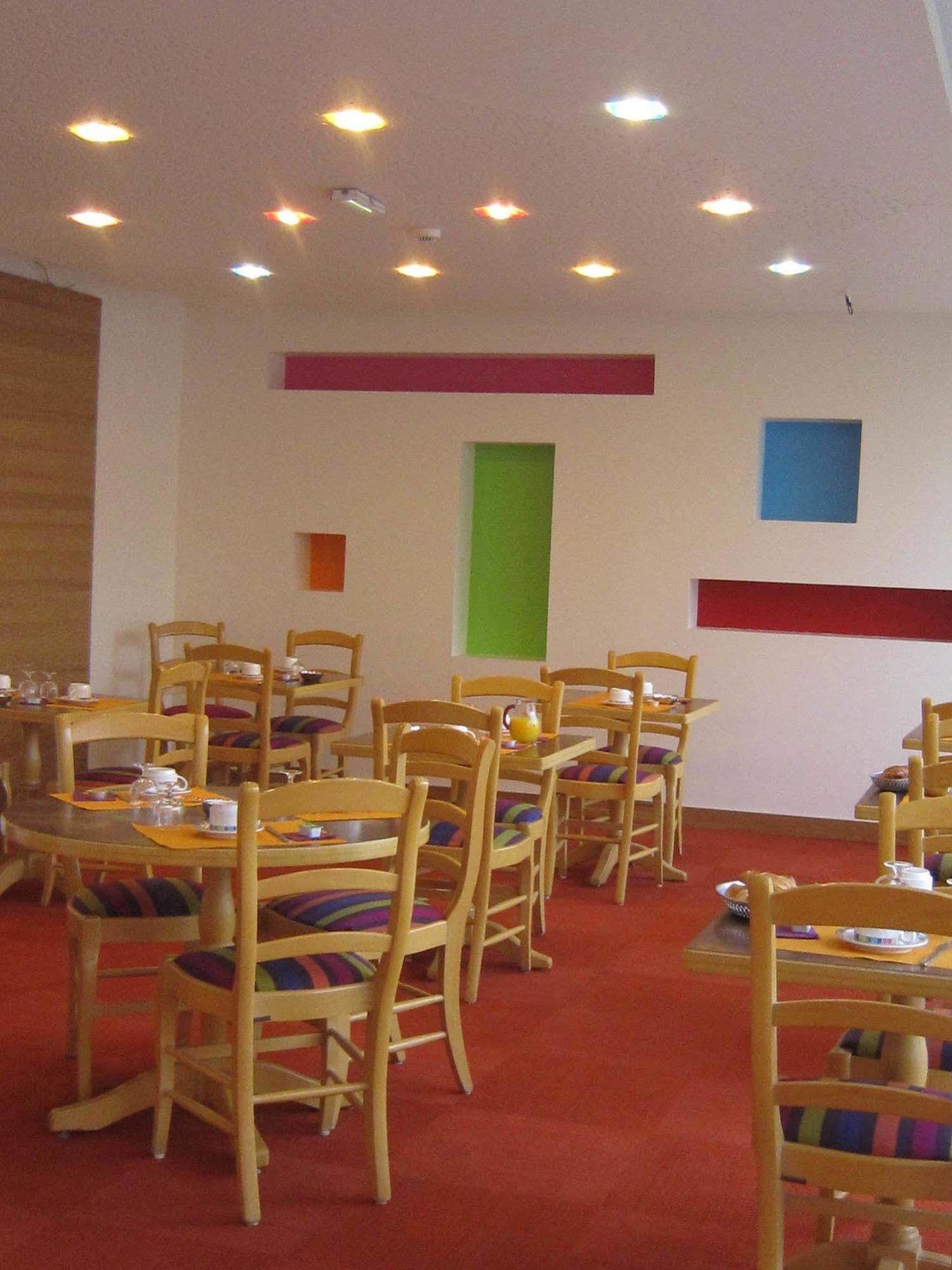Hotel De Perros, The Originals Boutique المظهر الخارجي الصورة